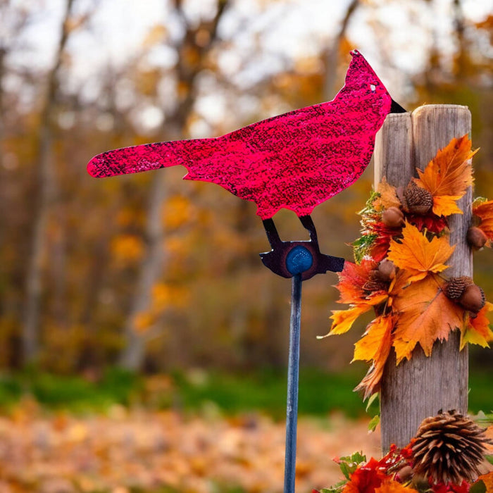 Cardinal Plant Stake