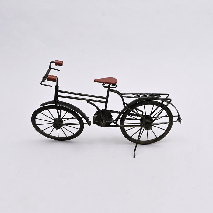 Decorative cycle Nan Item with Elegant Black Accent Piece