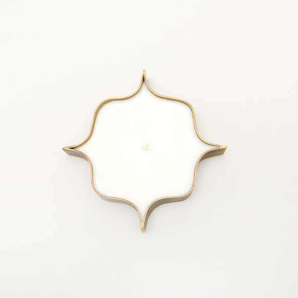 Diya-Inspired Brass Sculptural Candle – Small