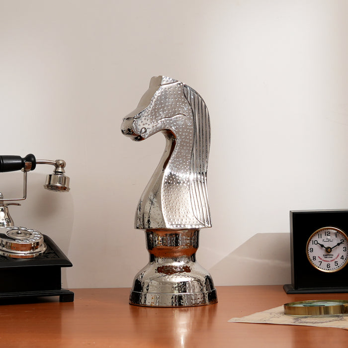 Elegant Aluminium Chess Horse Decor – Nickel Finish