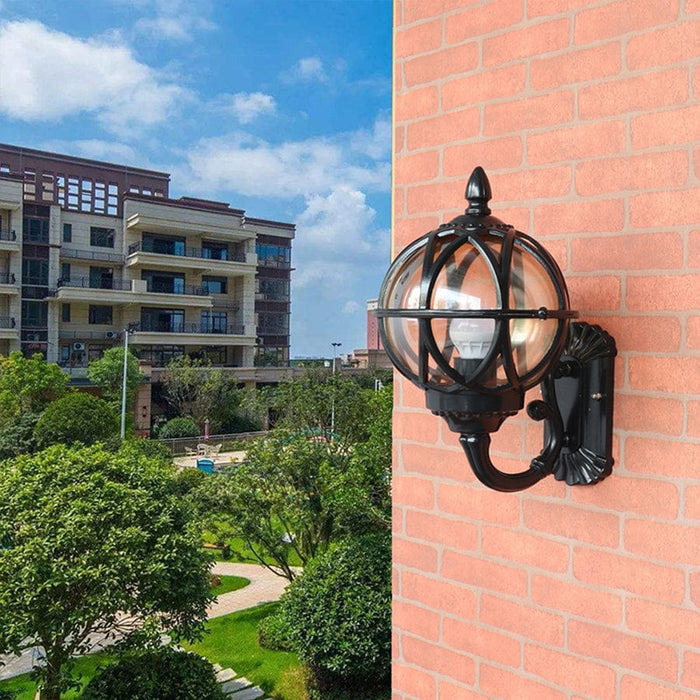 European Globe Outdoor Wall Sconce Cast Aluminum Amber Glass IP55 E27 Black Bronze 3 Sizes | NordaLight