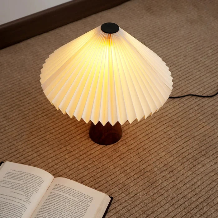 Expobazaar Ballet Table Lamp