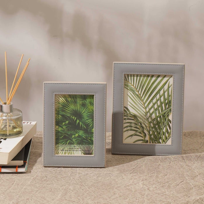 Expobazaar Sleek Grey Photo Frame for Displaying Your Favorite Memories
