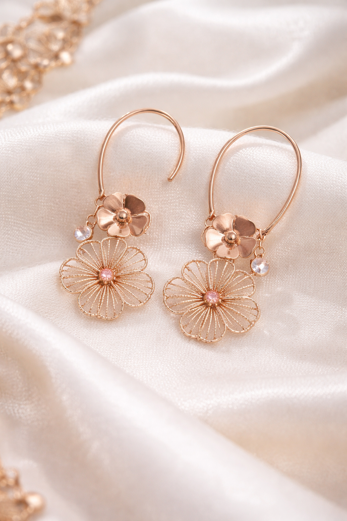 Flora Ear Cuff: Bold and Delicate Floral Design