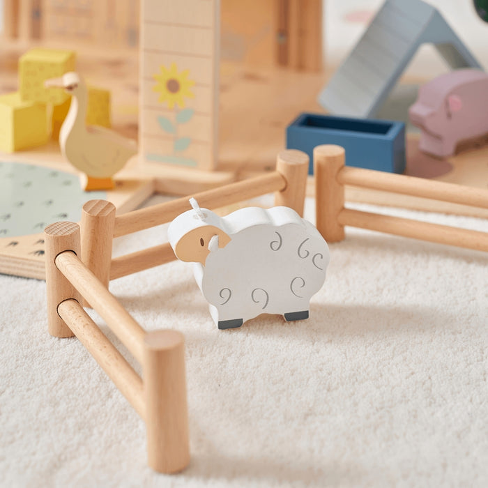 Great Little Trading Co. – Wooden Farm Animals