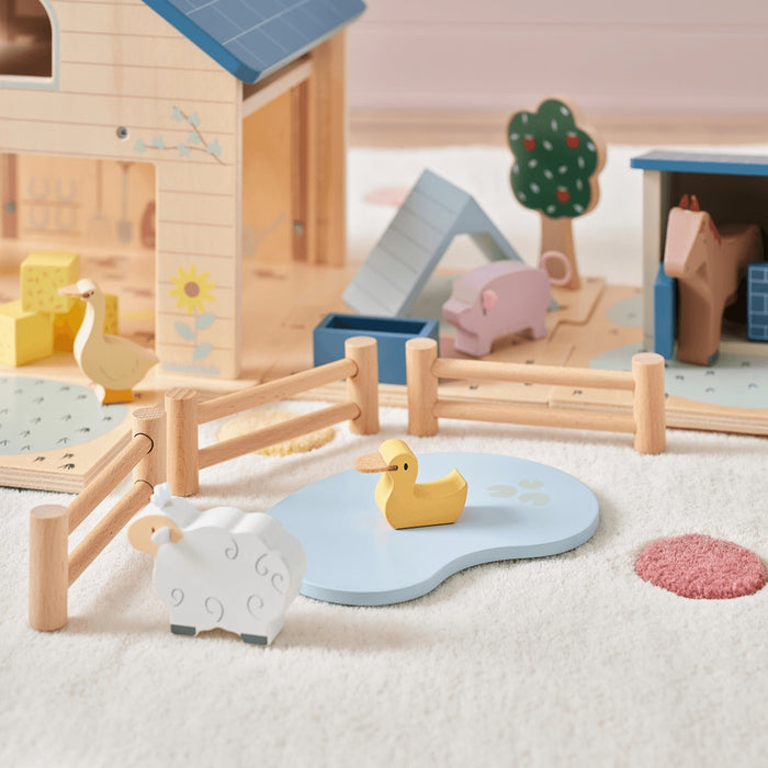 Great Little Trading Co. – Wooden Farm Animals