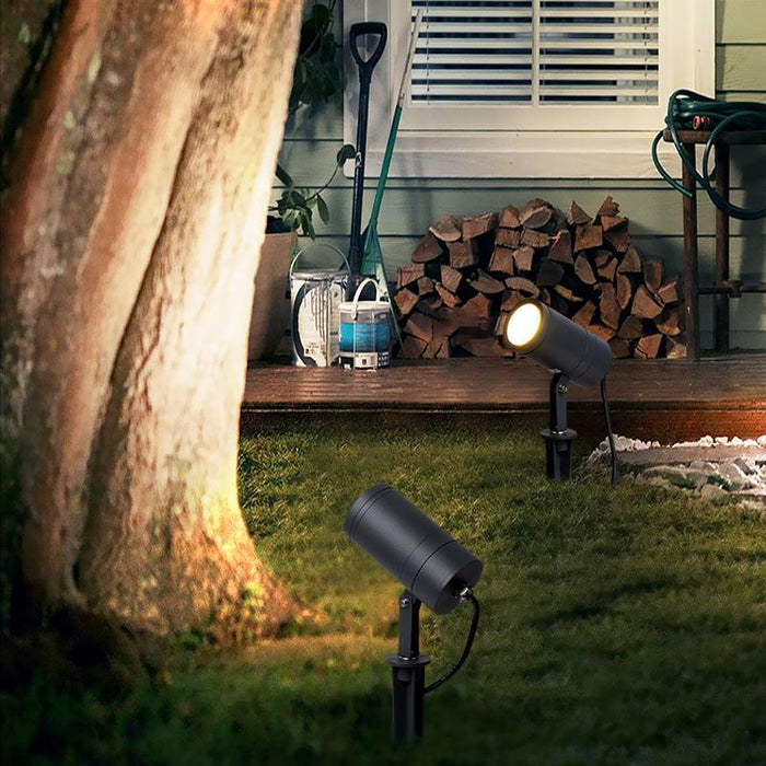 Hardwired LED Outdoor Landscape Spotlight 5W Adjustable Round Aluminum Glass IP65 3200K 110V-240V | NordaLight