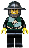 Kingdoms - Dragon Knight Quarters, Helmet with Broad Brim, Bared Teeth
