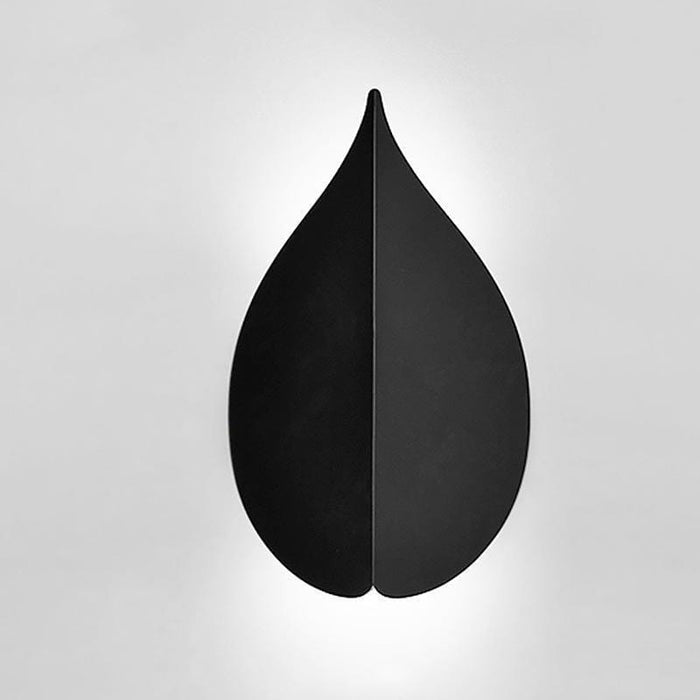 Leaf Shaped LED Wall Sconce Modern Organic Indoor Bedroom Hallway White Black | NordaLight