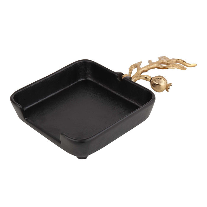 Leafy Black Gold Tissue Holder – Elegant Nature Décor