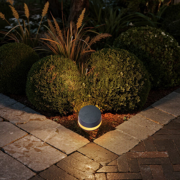 Minimalist Recessed LED Landscape Light Waterproof Outdoor Pathway Ground Lighting Aluminum Glass IP65 5W | NordaLight
