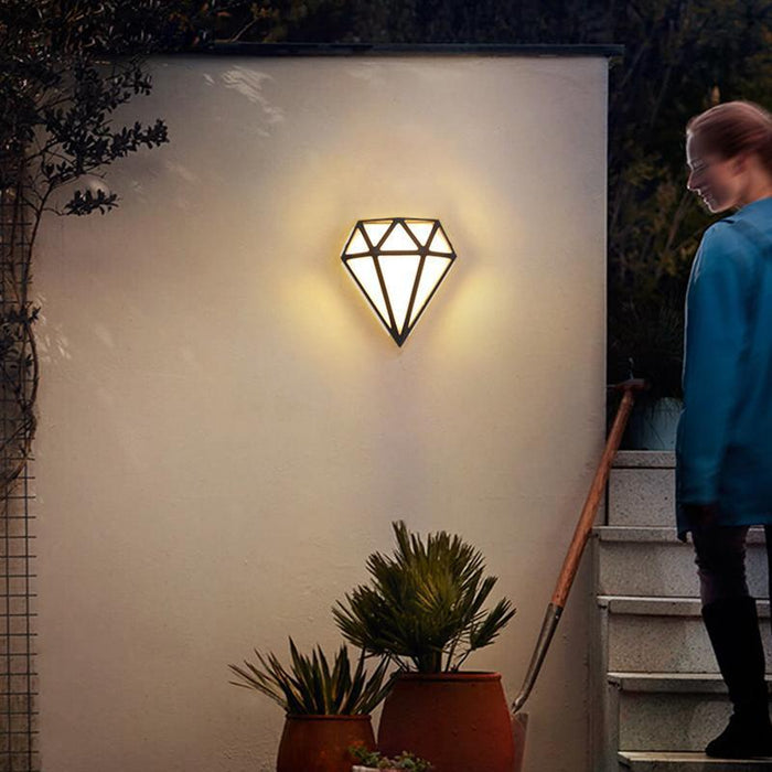 Modern LED Outdoor Wall Sconce Diamond Shape Aluminum Acrylic IP54 18W 3200K Black 13 Inch | NordaLight