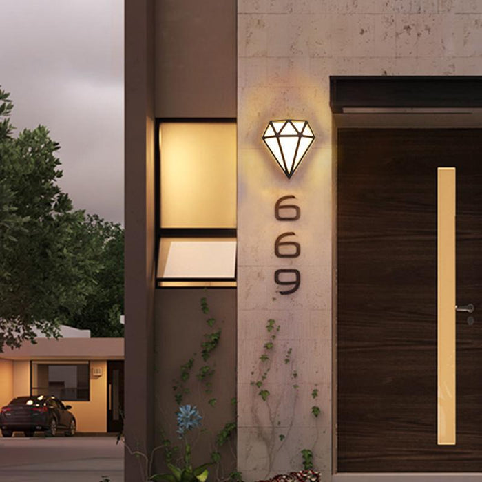 Modern LED Outdoor Wall Sconce Diamond Shape Aluminum Acrylic IP54 18W 3200K Black 13 Inch | NordaLight