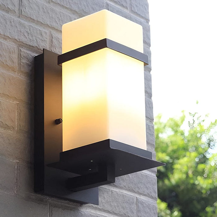 Modern Minimalist Black Outdoor Wall Sconce Frosted Glass E27 IP65 100-265V | NordaLight