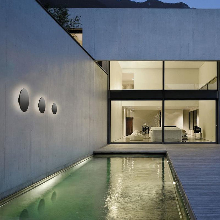 Modern Outdoor Disc Wall Light LED Frosted Round Square Gray Black | NordaLight
