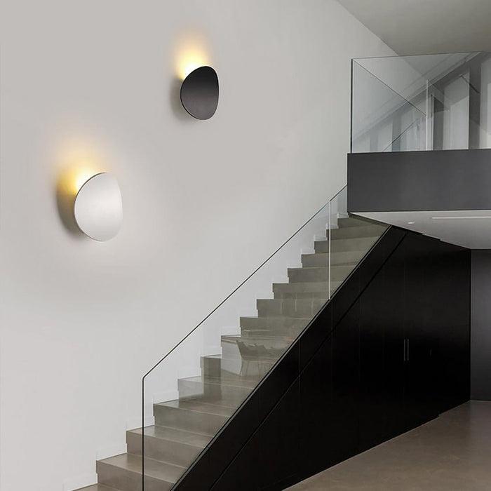 Modern Round Disc LED Wall Sconce Backlit Aluminum Bedroom Hallway Living Room Black White | NordaLight