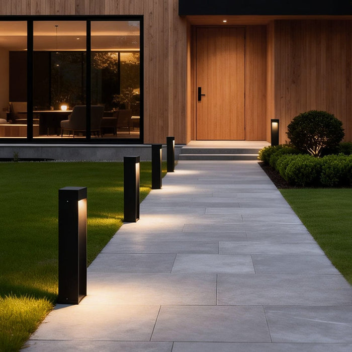 Modern Square LED Bollard Light 5W Waterproof Outdoor Lawn Pathway Lighting Black Aluminum IP54 | NordaLight