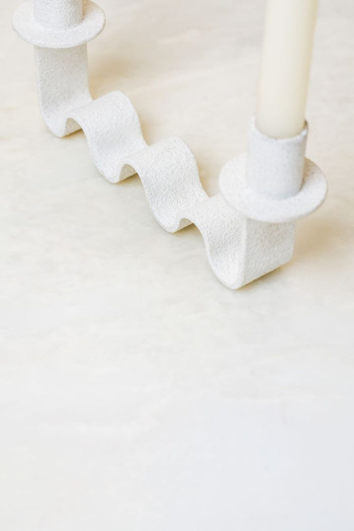 Nastro Wave Iron Double Taper Candle Holder – Matte White