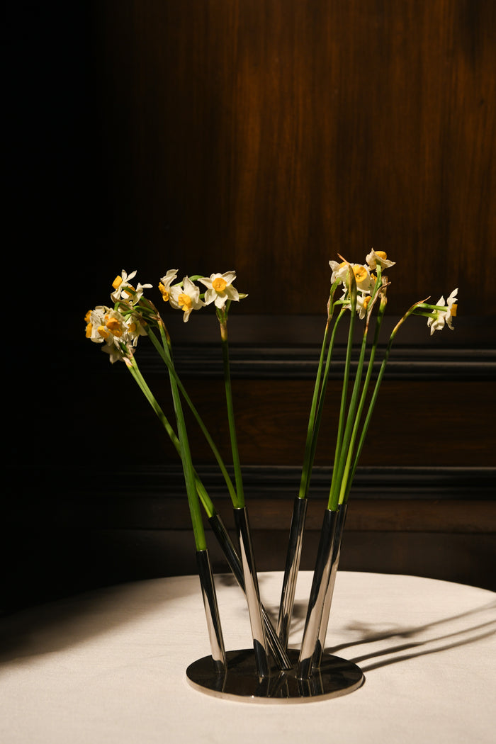 Quick-Fix Chrome Stem-Support Vase