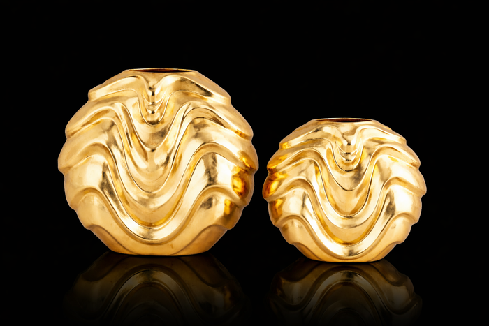 Rajasthani Swarna Vase: Modern Aluminium Elegance