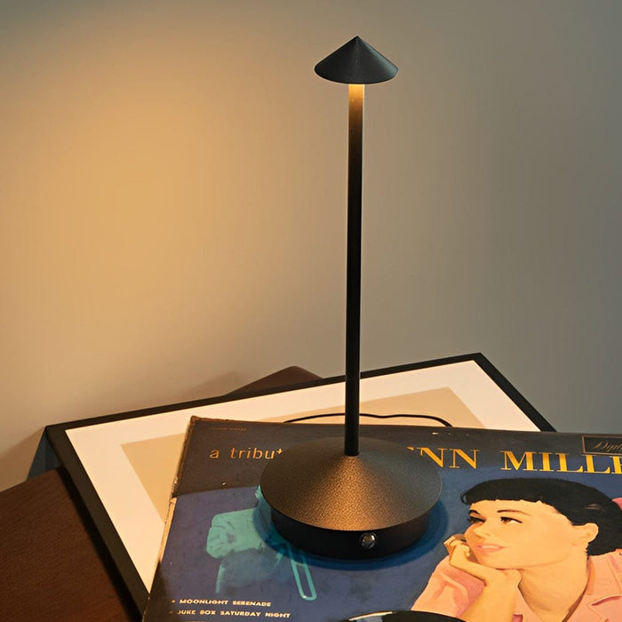 Rechargeable Mushroom Table Lamp Slim Aluminum Pina Cordless Touch Stepless Dimming 12H Black or Gold | NordaLight