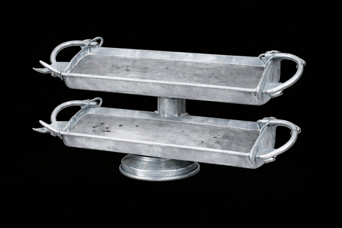 Ruchi Ratan: Aluminium Cake Stand | Modern Serving Plate