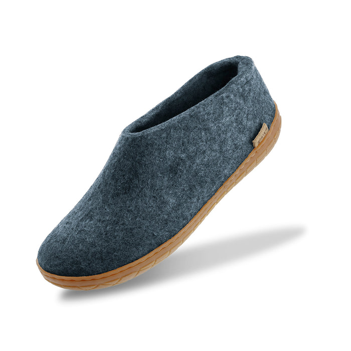 Shoe with natural rubber sole - honey - Denim