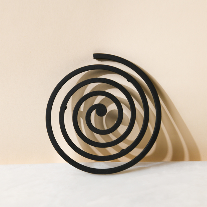 Spirale Concentric Coil Iron Trivet – Matte Black