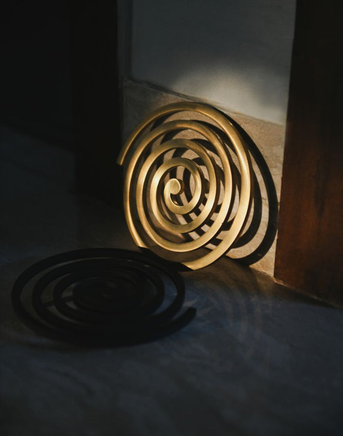 Spirale Concentric Coil Trivet – Burnished Brass