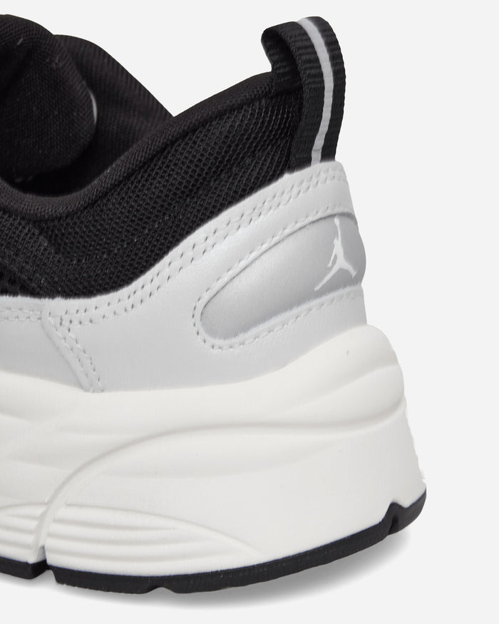 Nike Jordan Jordan Trunner Men's Shoes Photon Dust/White-Black-Sail Sneakers Low IB3722-010