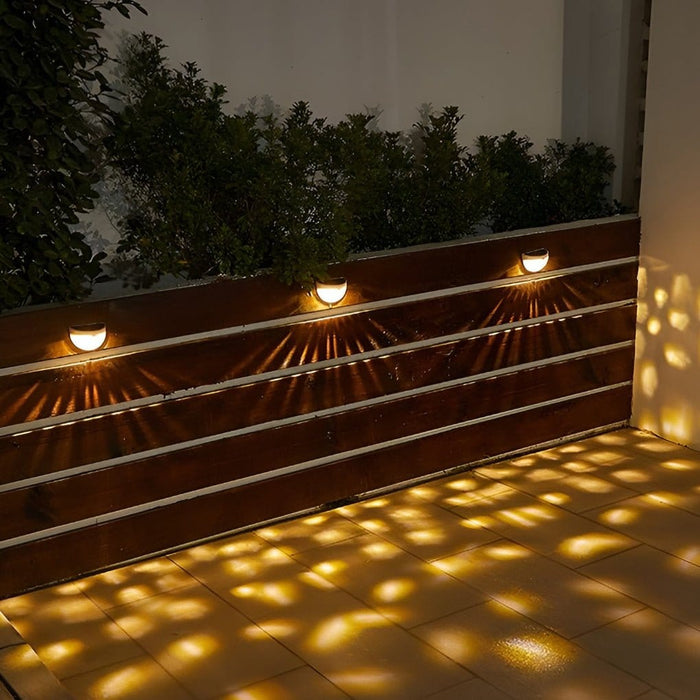 Waterproof Solar Fence Wall Light Plastic ABS PC Black White IP44 70LM 3000K Entrance Porch Garden Step | NordaLight
